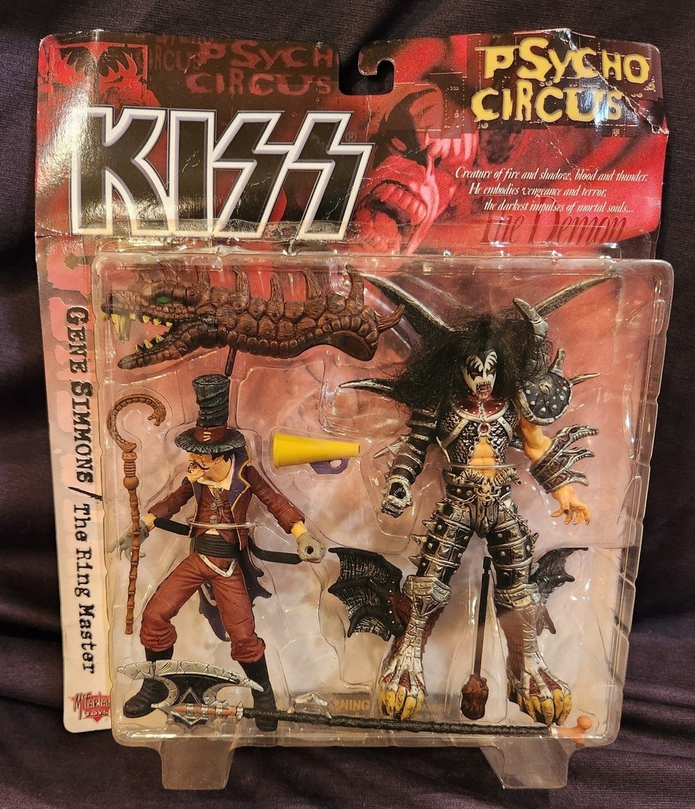 Psycho Circus KISS Gene Simmons Ring Master Action Figures Rare